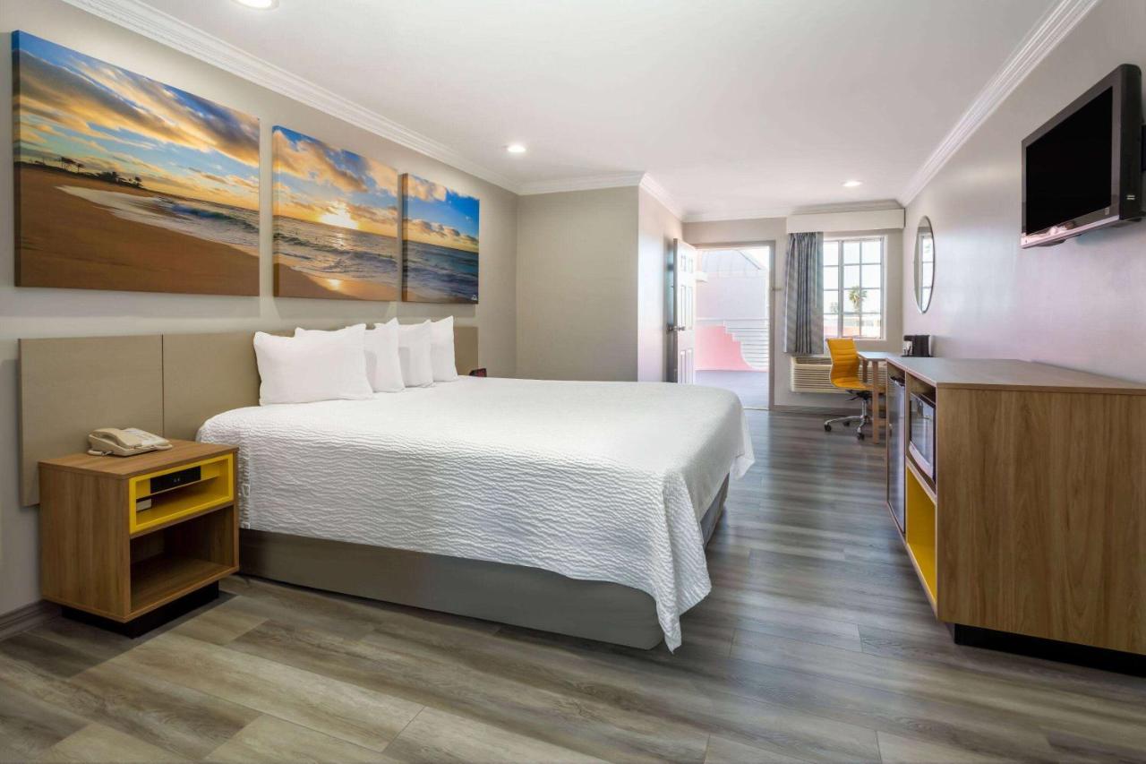 Days Inn By Wyndham Santa Monica Kültér fotó